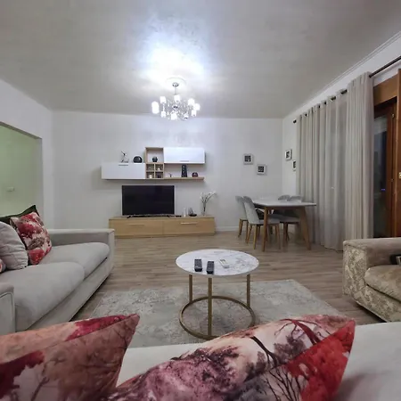 Appartement Panoramic 3 Bdr Penthouse In Skanderbeg Square Tirana